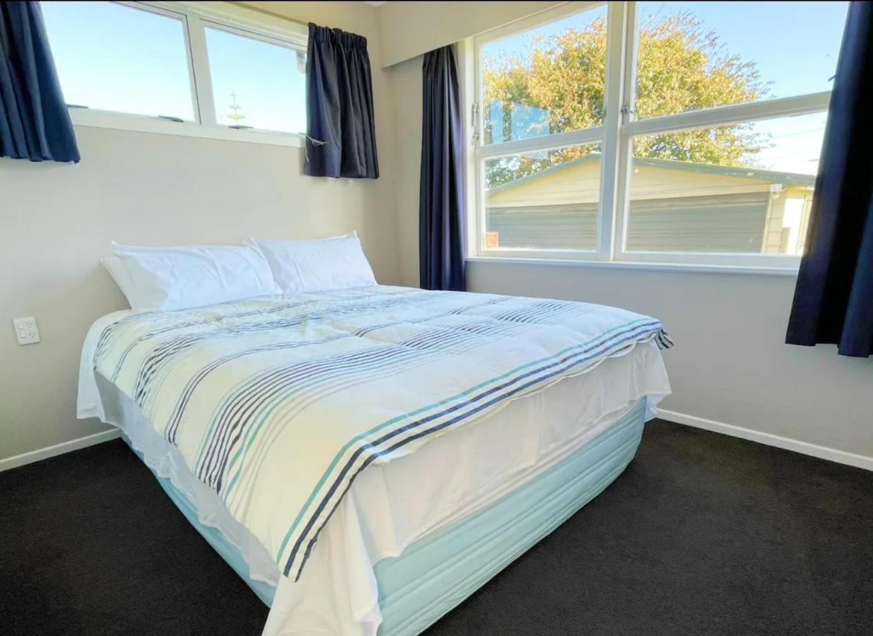 3 Bedroom Family House In Excellent Location 해밀턴 외부 사진